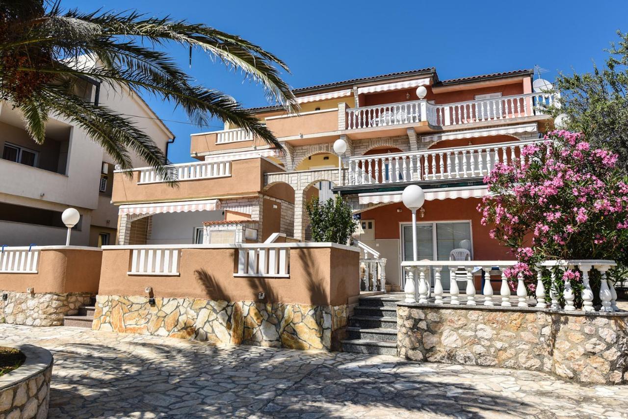 נובליה Apartments Bella Sky II מראה חיצוני תמונה