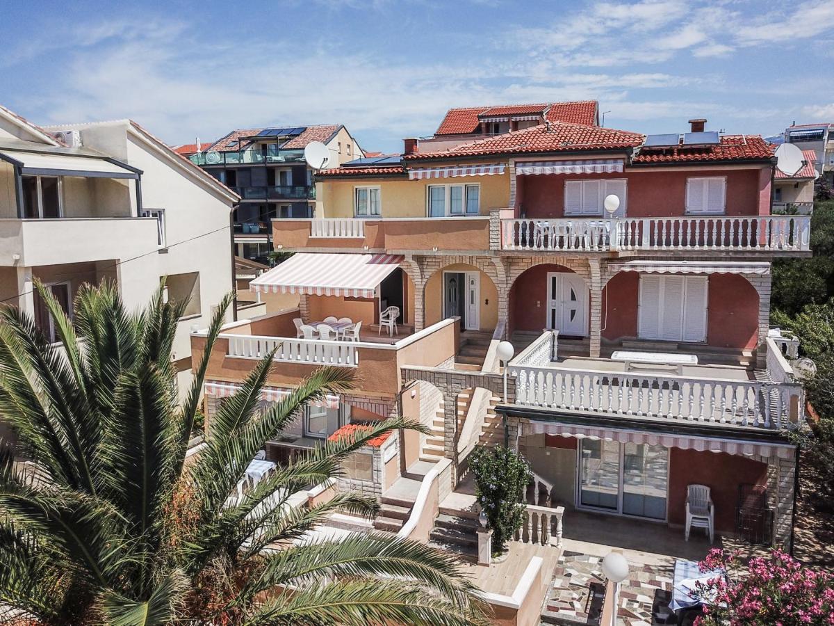 נובליה Apartments Bella Sky II מראה חיצוני תמונה