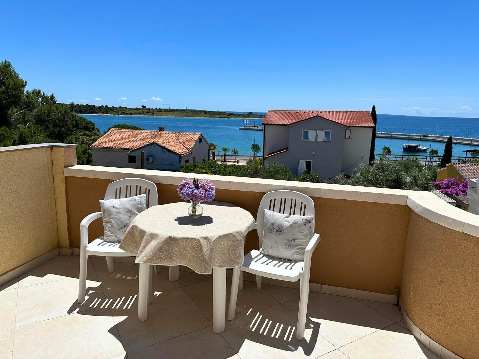נובליה Apartments Bella Sky II מראה חיצוני תמונה
